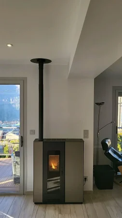 Poêle à granulés Jøtul PF 710 avec parements céramique